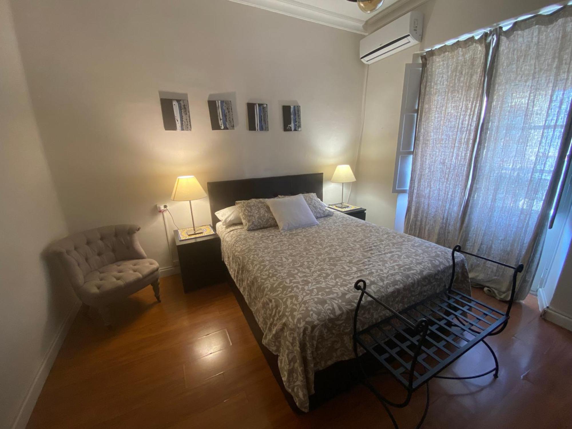 Apartamentos Mercado De Triana Seville Exterior photo